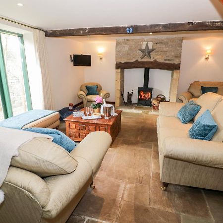 Five Mile House Barn Cirencester Exterior foto